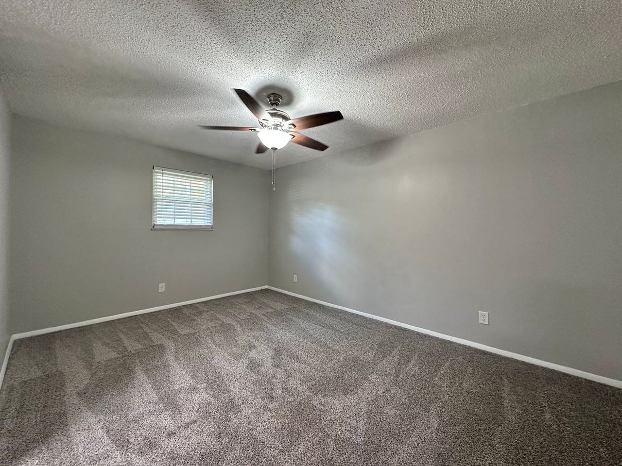 Breckenridge Apartment Homes - Photo 5 of 50