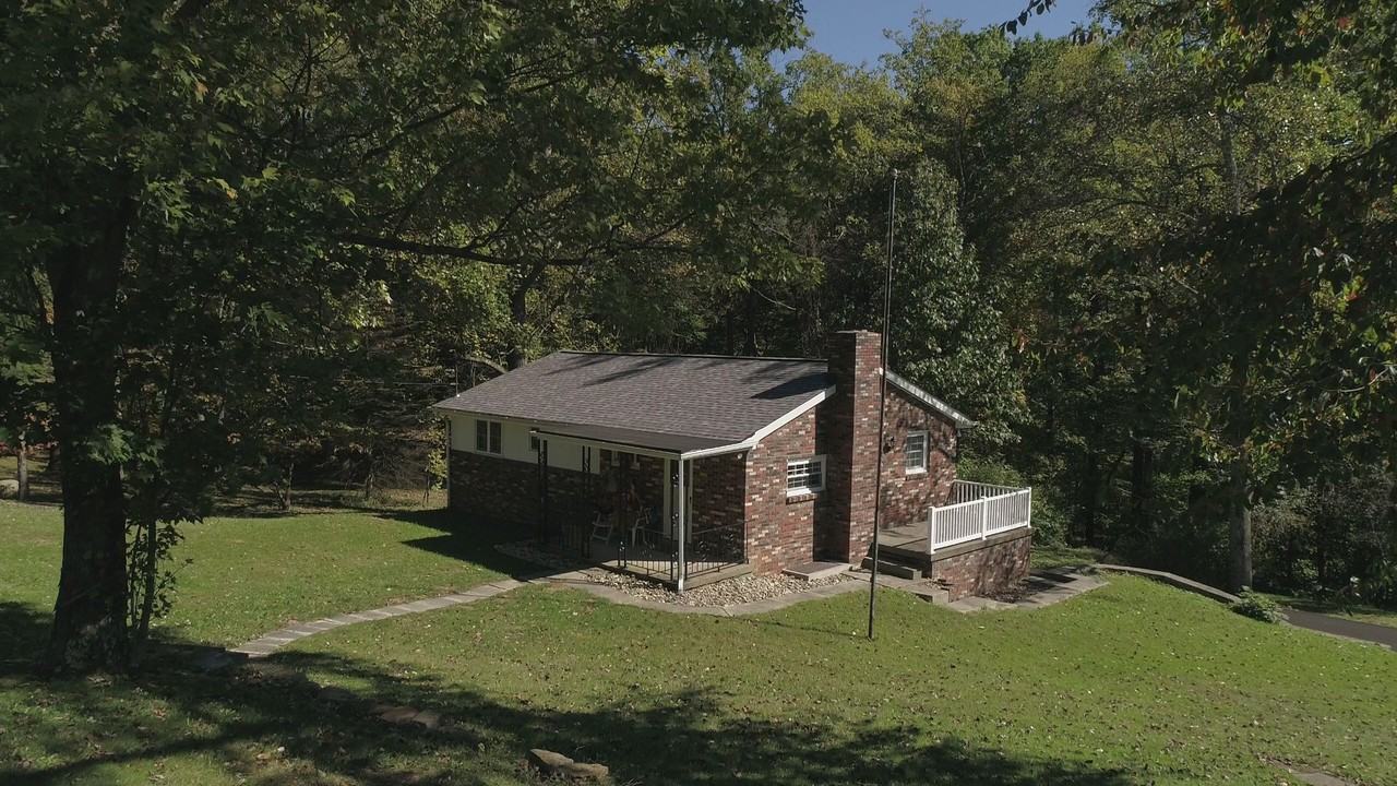 366 White School Rd - Photo 2 of 37