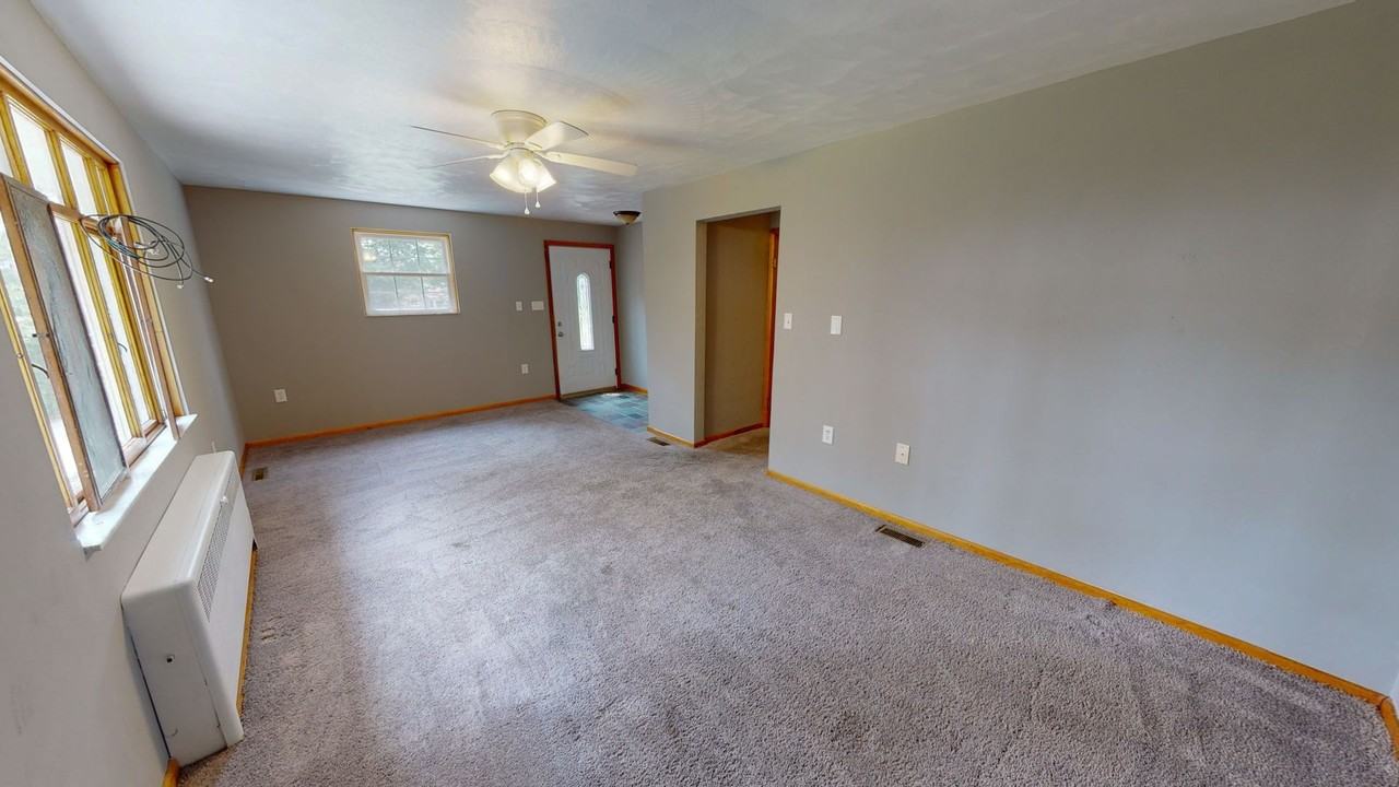 366 White School Rd - Photo 6 of 37