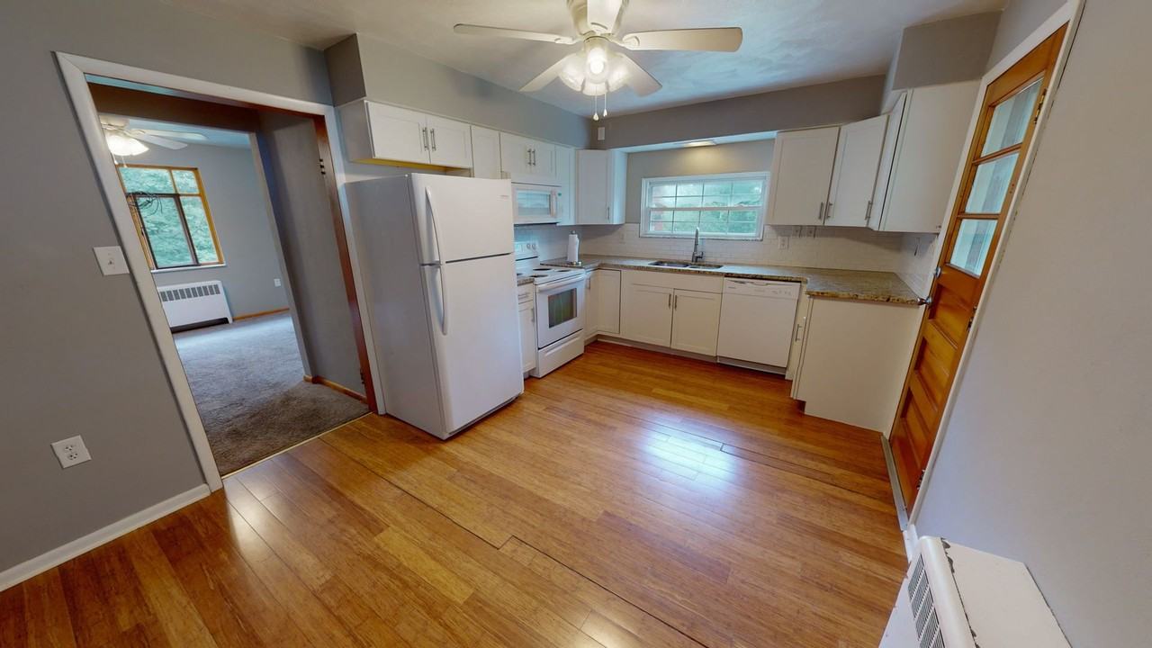 366 White School Rd - Photo 7 of 37