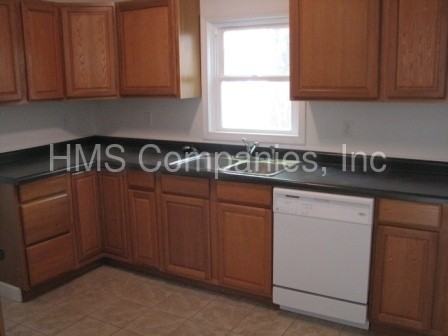 1240 Forbes St - Photo 2 of 15