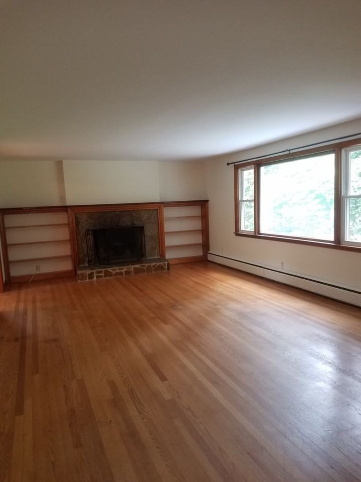 3 Arrowhead Dr - Photo 3 of 9
