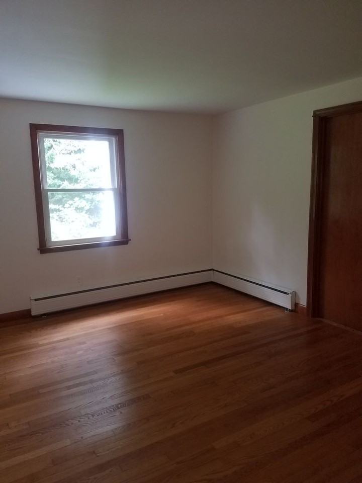 3 Arrowhead Dr - Photo 4 of 9