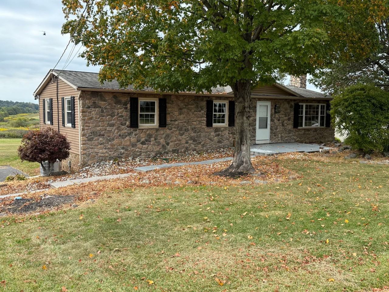 2000 Portzer Rd - Photo 2 of 25