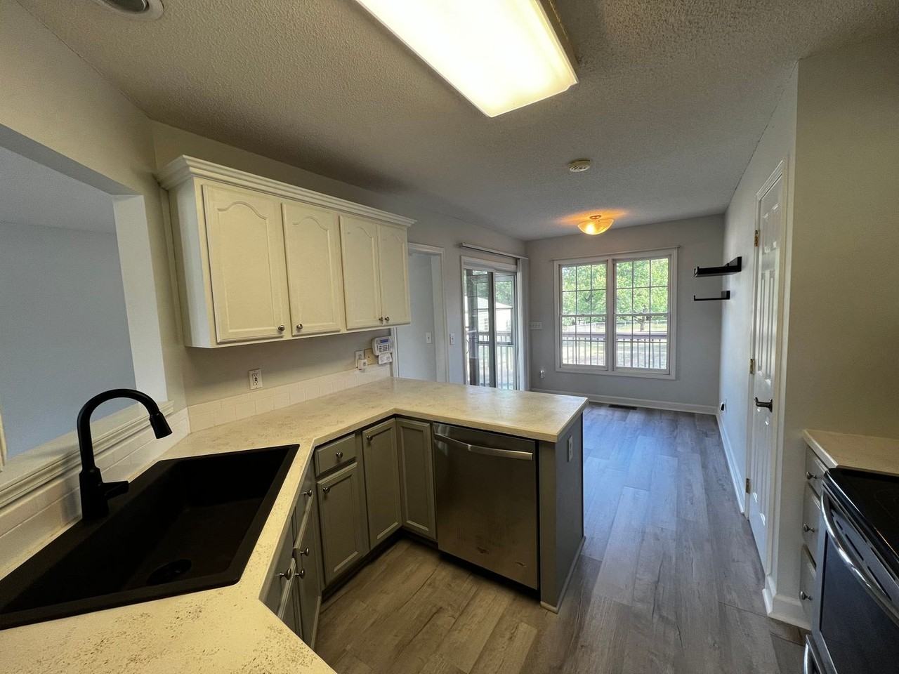 200 Pepperstone Dr - Photo 5 of 17