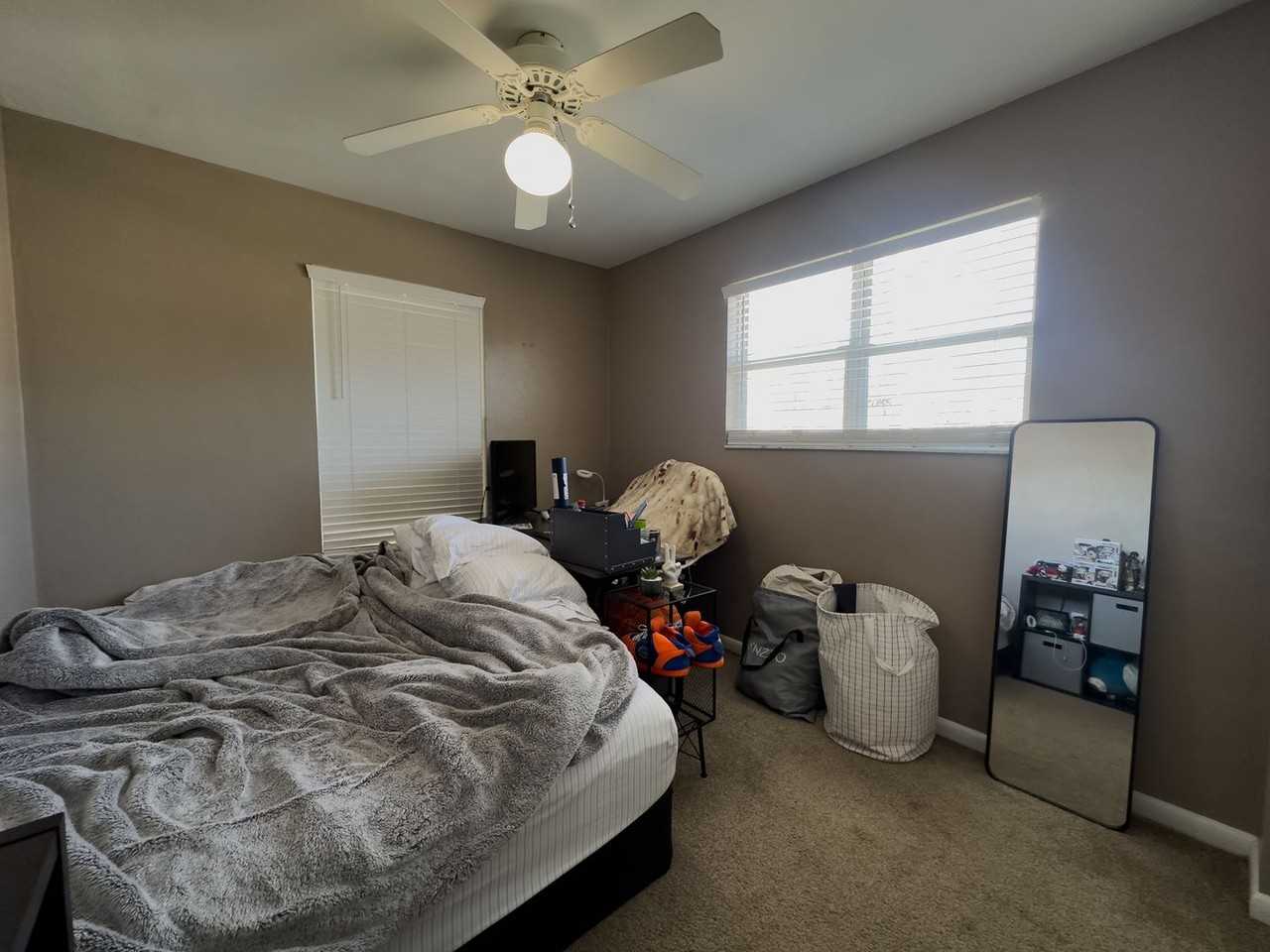 1014 Sw 1st Ave - Photo 6 of 18