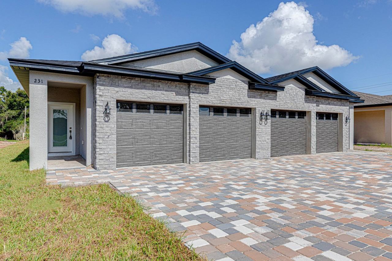 239 N Pine Ave - Photo 2 of 27