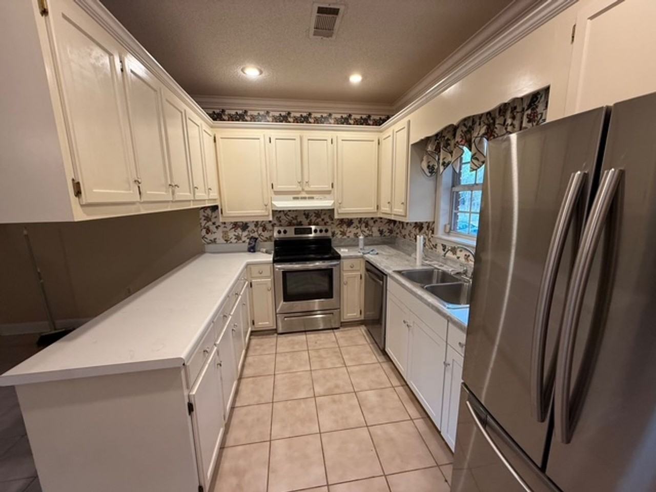 52 Graham Lake Rd - Photo 3 of 17