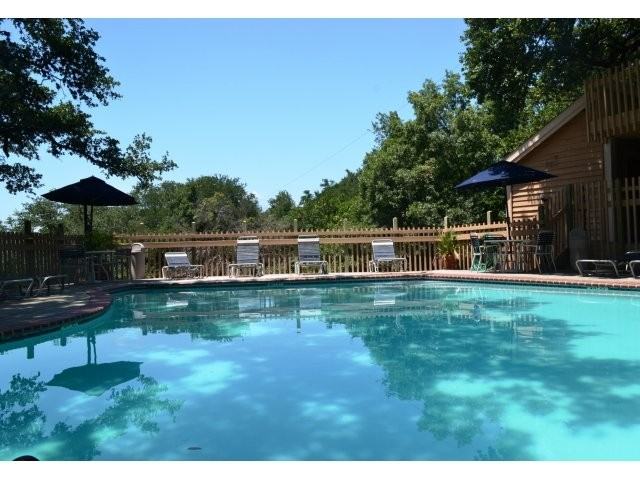 Barton Skyway & Menchaca Rd #207 - Photo 4 of 5