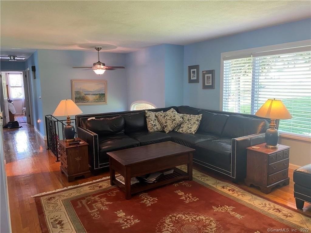 17 Pinewood Shrs - Photo 5 of 13