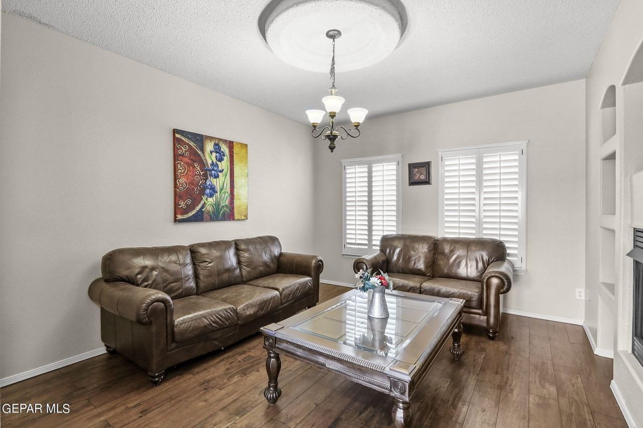 5900 Anapaula Drive - Photo 4 of 38