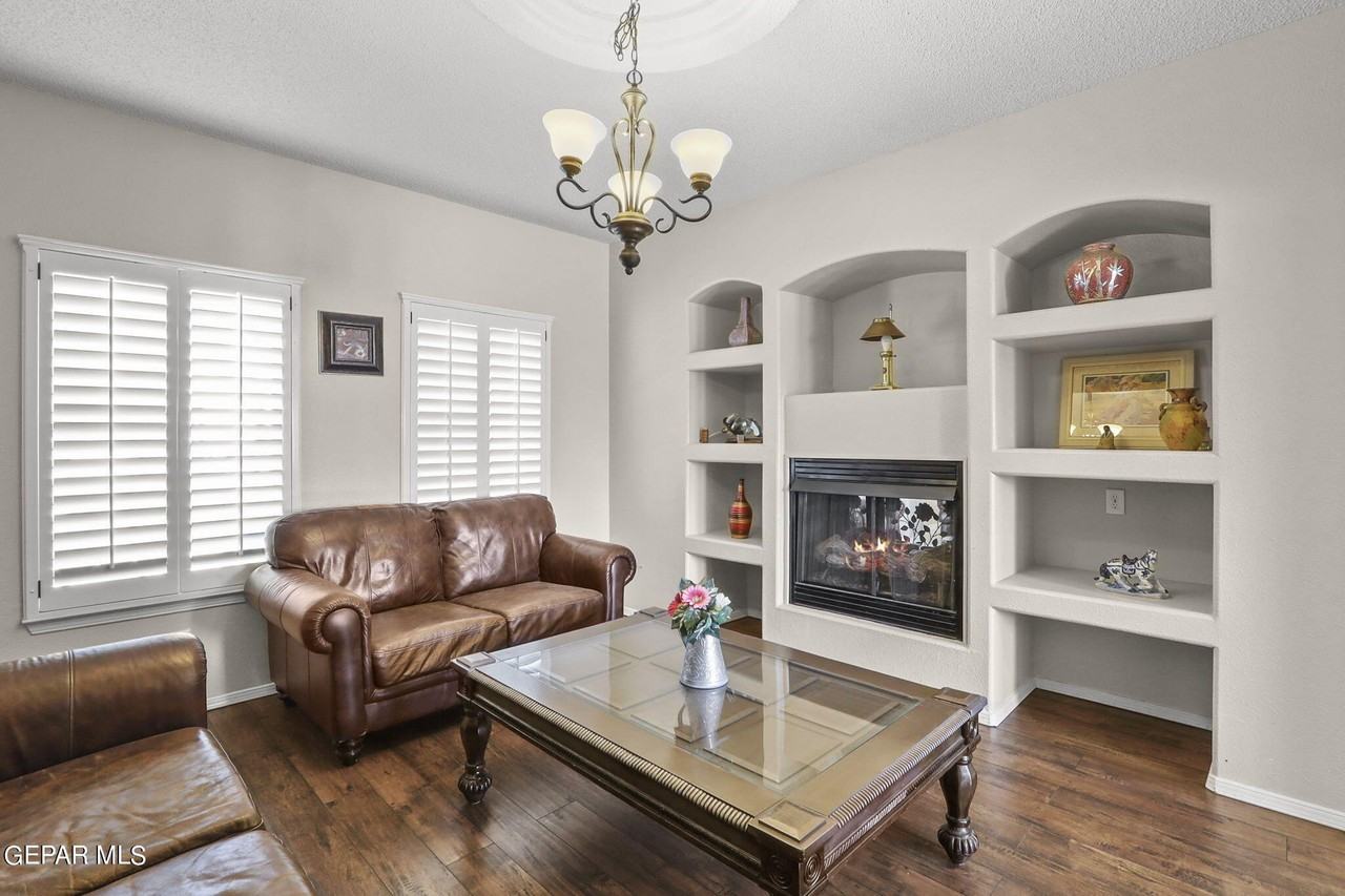 5900 Anapaula Drive - Photo 5 of 38