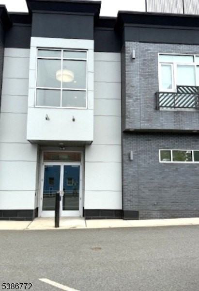 271 Millburn Avenue - Photo 2 of 11