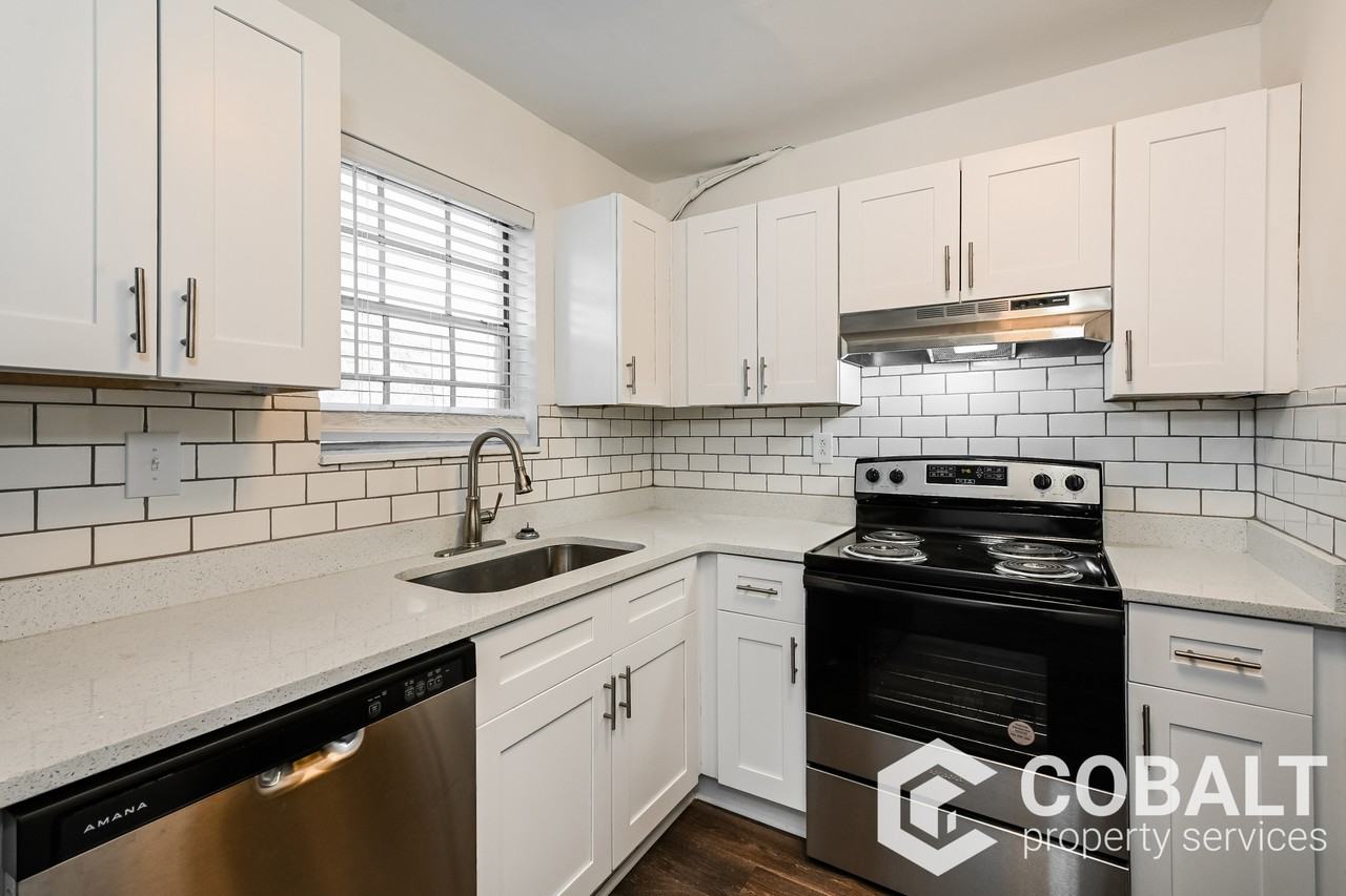 2721 White Oak Dr #25 - Photo 2 of 26