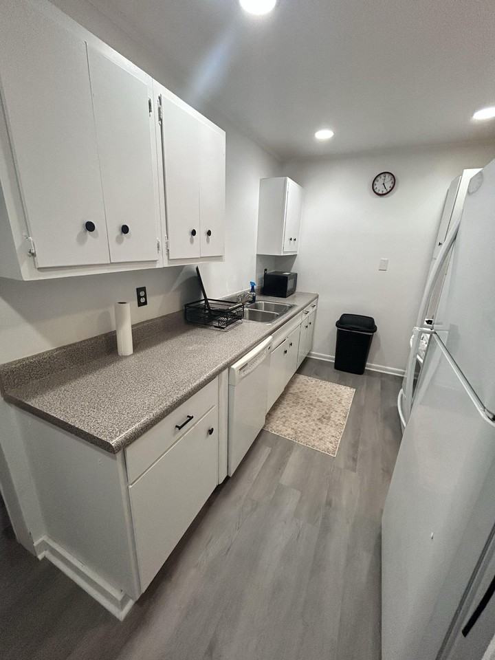 Burlington Ave - Photo 2 of 7