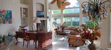 featured image of Hunt Club Rd N