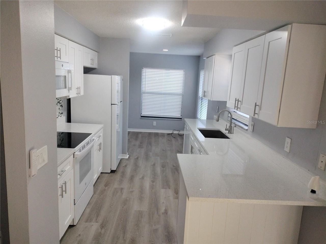 725 Chilt Dr - Photo 5 of 16