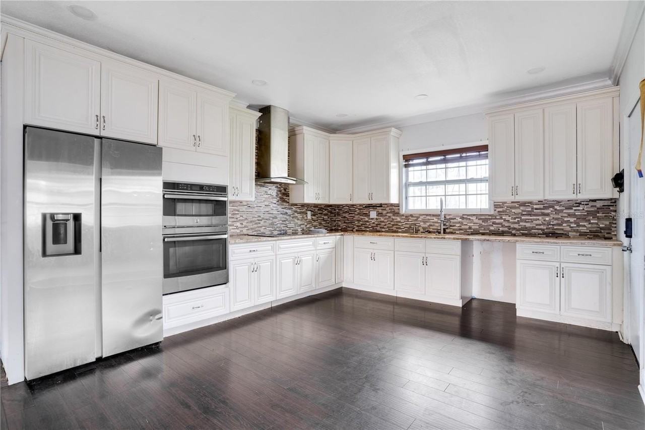 3110 North Boulevard - Photo 7 of 30