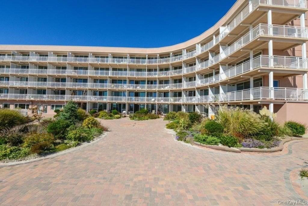 830 Shore Rd #3E - Photo 3 of 13