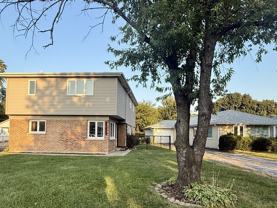 10017 S 52nd Ave - Photo 1 of 1