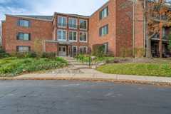 520 Biesterfield Rd #E220 - Photo 1 of 1