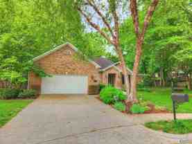 93 Fernbrook Ct - Photo 1 of 1