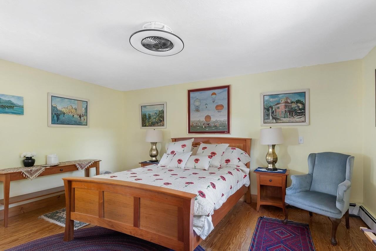 32A Maple St - Photo 5 of 7