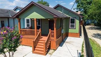 featured image of 3208 Pine St