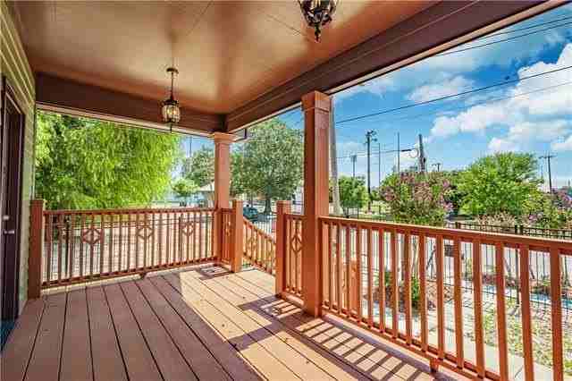 3208 Pine St - Photo 3 of 21