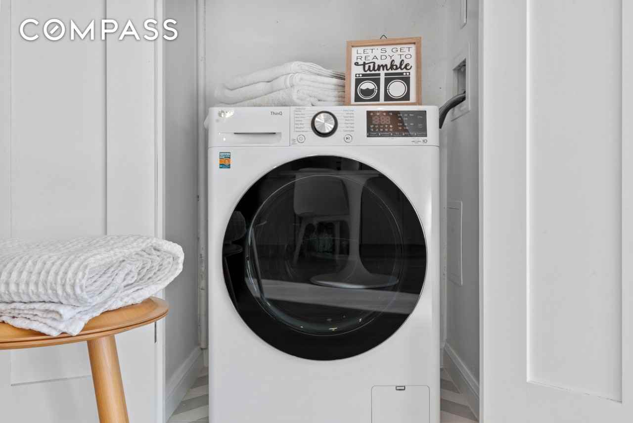 1 Lenox Rd #3B - Photo 5 of 8