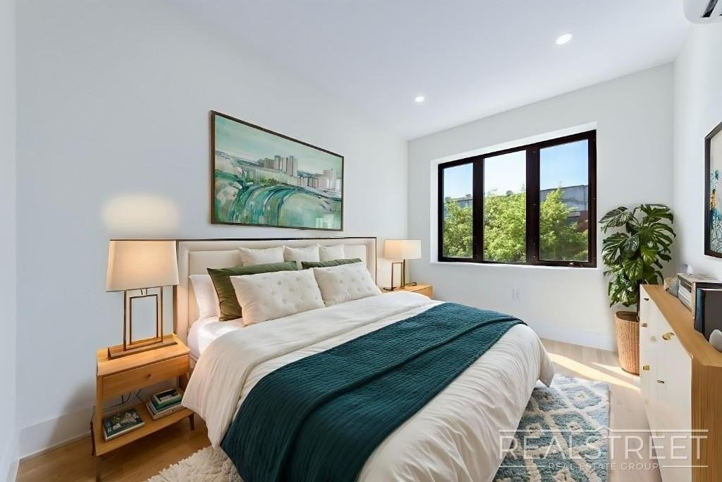 81 Malcolm X Boulevard #1F - Photo 5 of 8