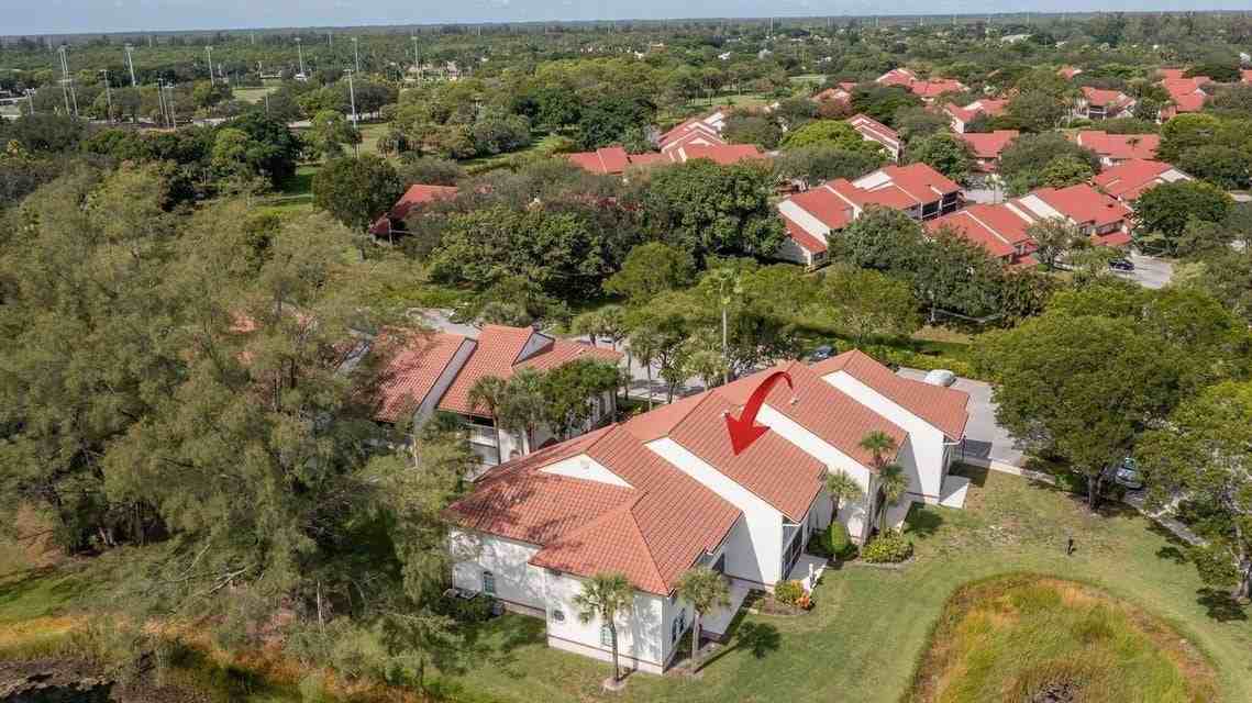 231 Cypress Point Dr #B231 - Photo 3 of 28