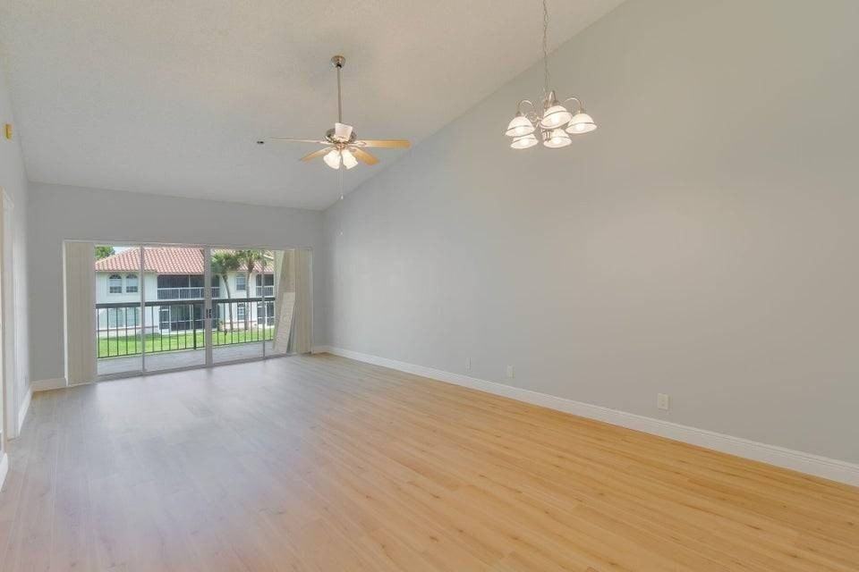 231 Cypress Point Dr #B231 - Photo 7 of 28