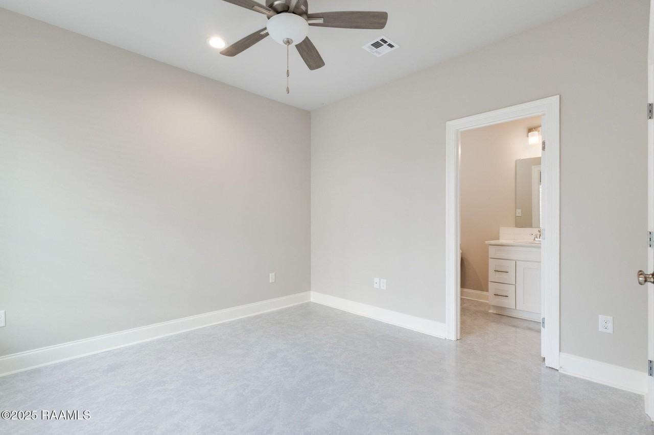 112 Gadwall Dr - Photo 6 of 20