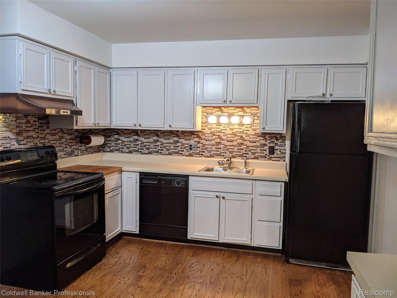 27557 W Echo Vly - Photo 3 of 42