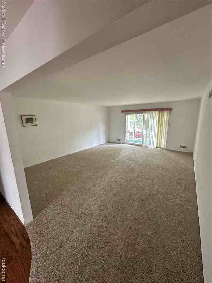 27557 W Echo Vly - Photo 7 of 42