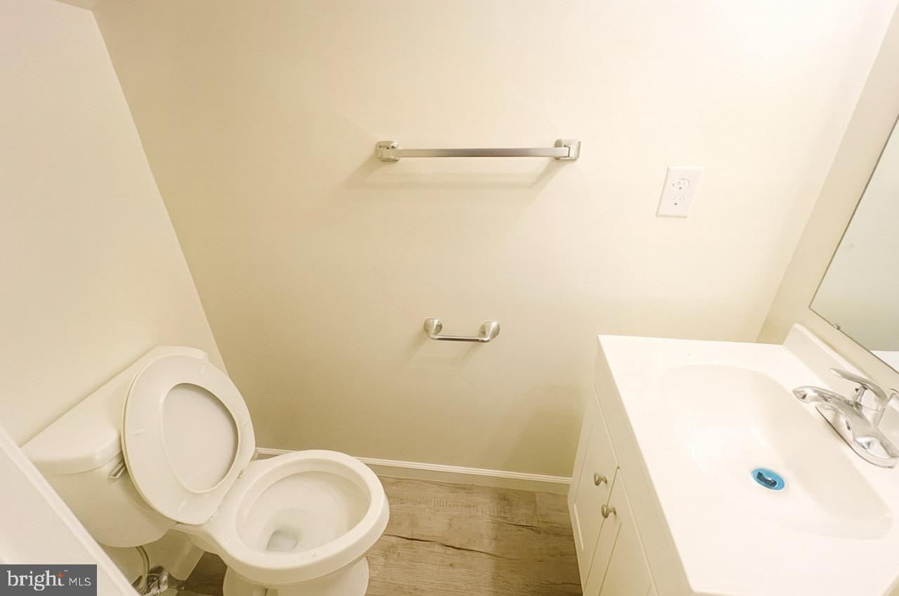 45293 Rumsford Ln - Photo 7 of 12