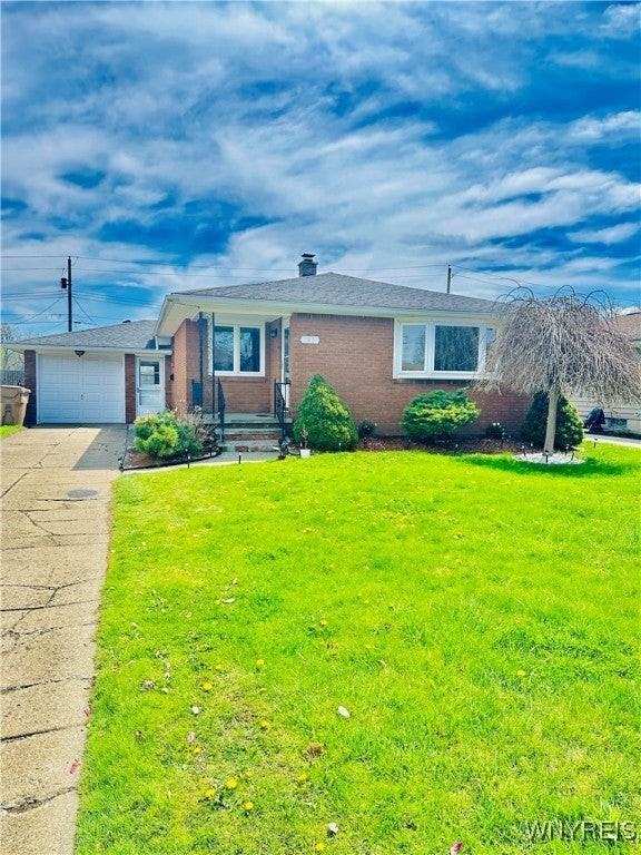 91 Ceil Dr - Photo 2 of 25