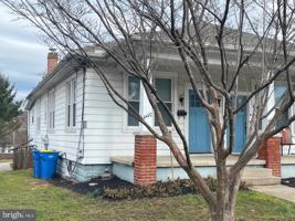 featured image of 4410 York St