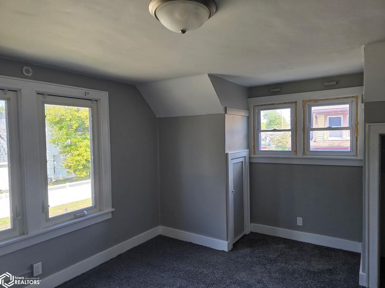 1609 Pine St - Photo 6 of 8