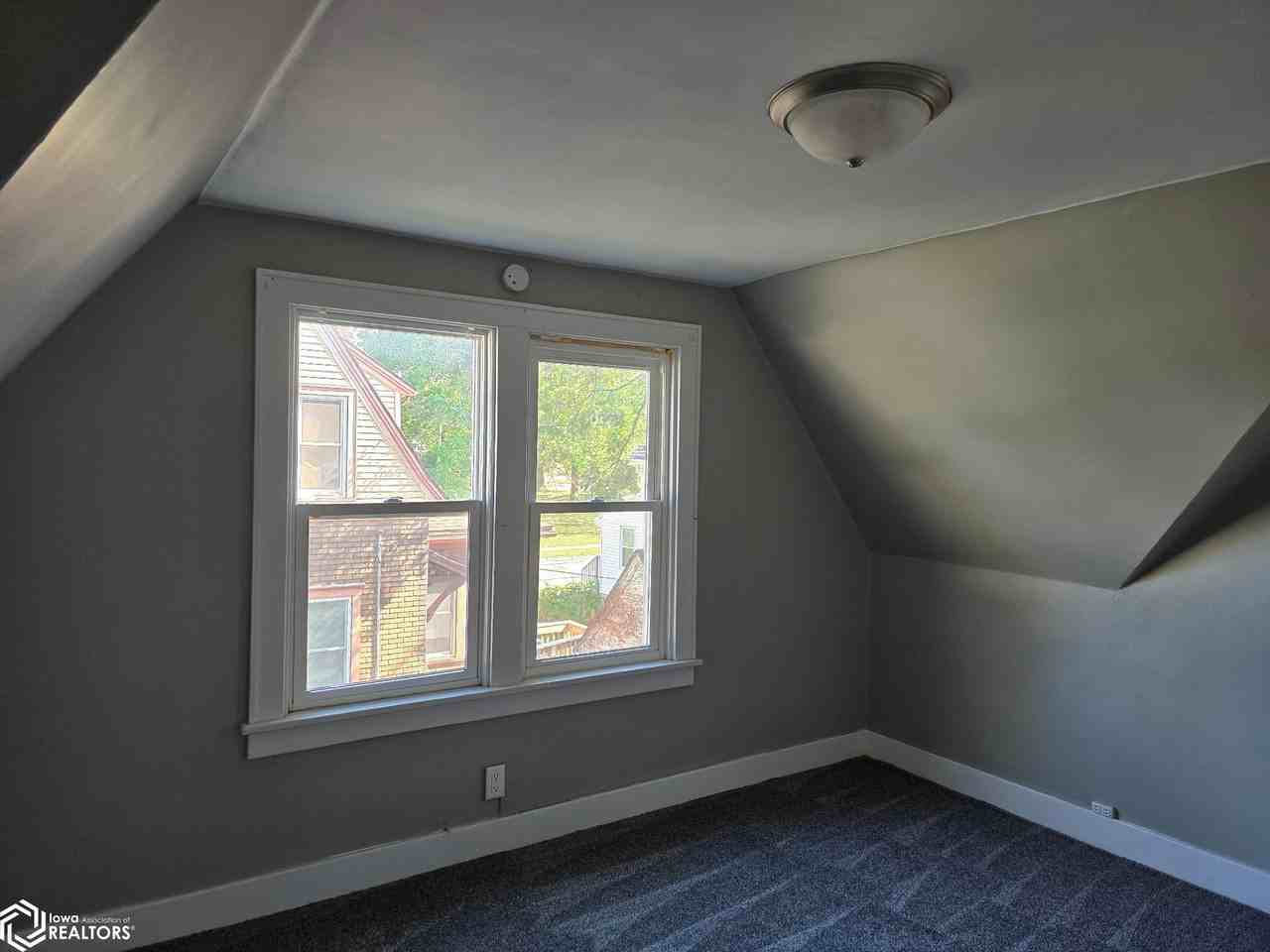 1609 Pine St - Photo 7 of 8