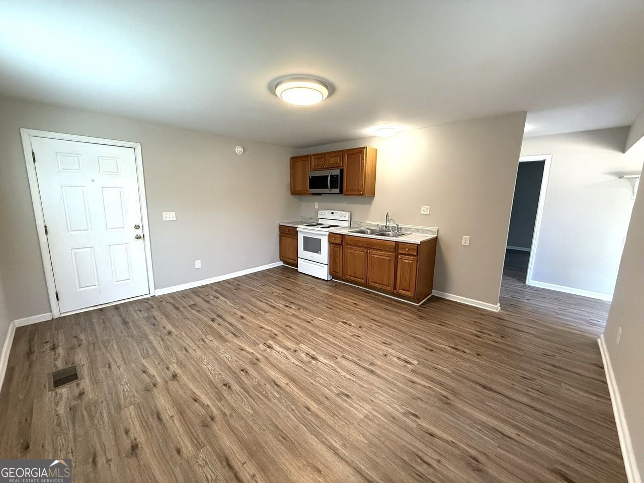 38 Geter Circle - Photo 4 of 11