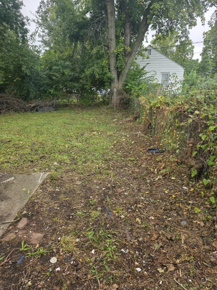 1311 E Garfield Ave - Photo 3 of 12