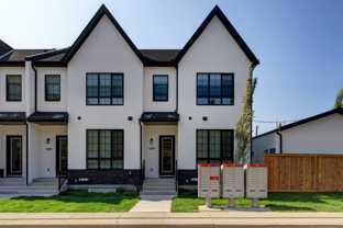 2407 4 St Ne - Photo 1 of 1
