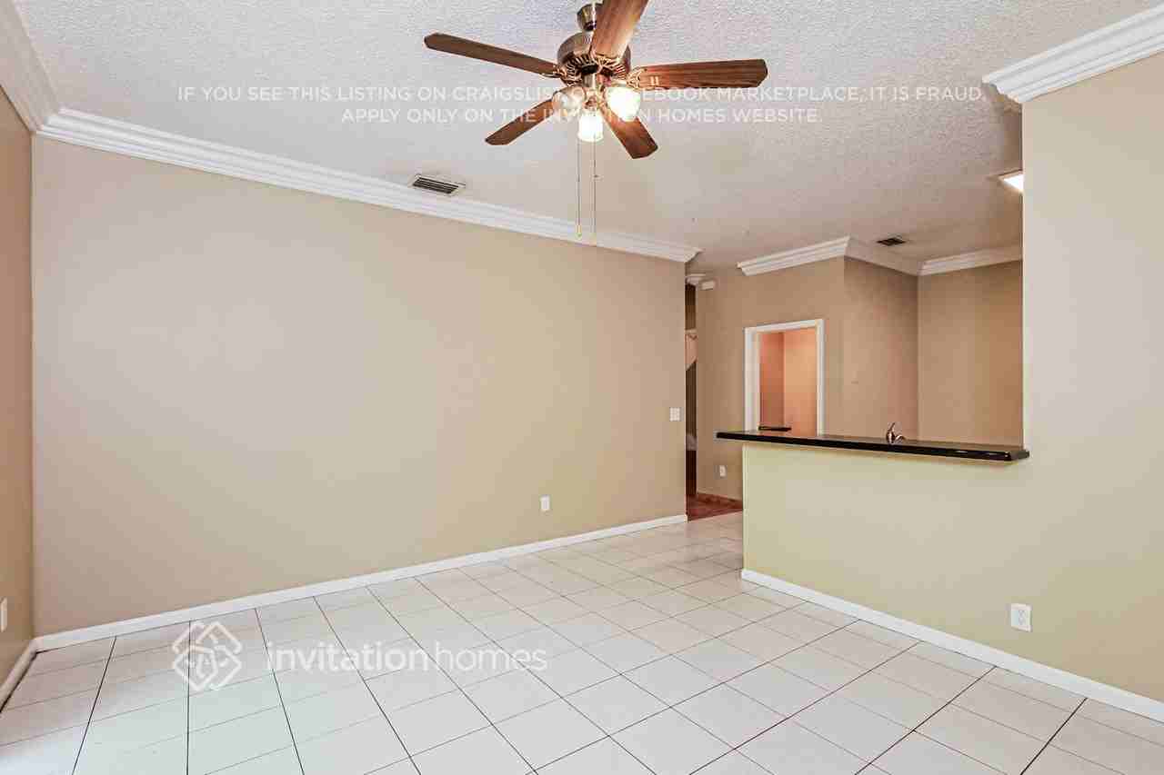 5833 Eagle Cay Ln - Photo 6 of 18