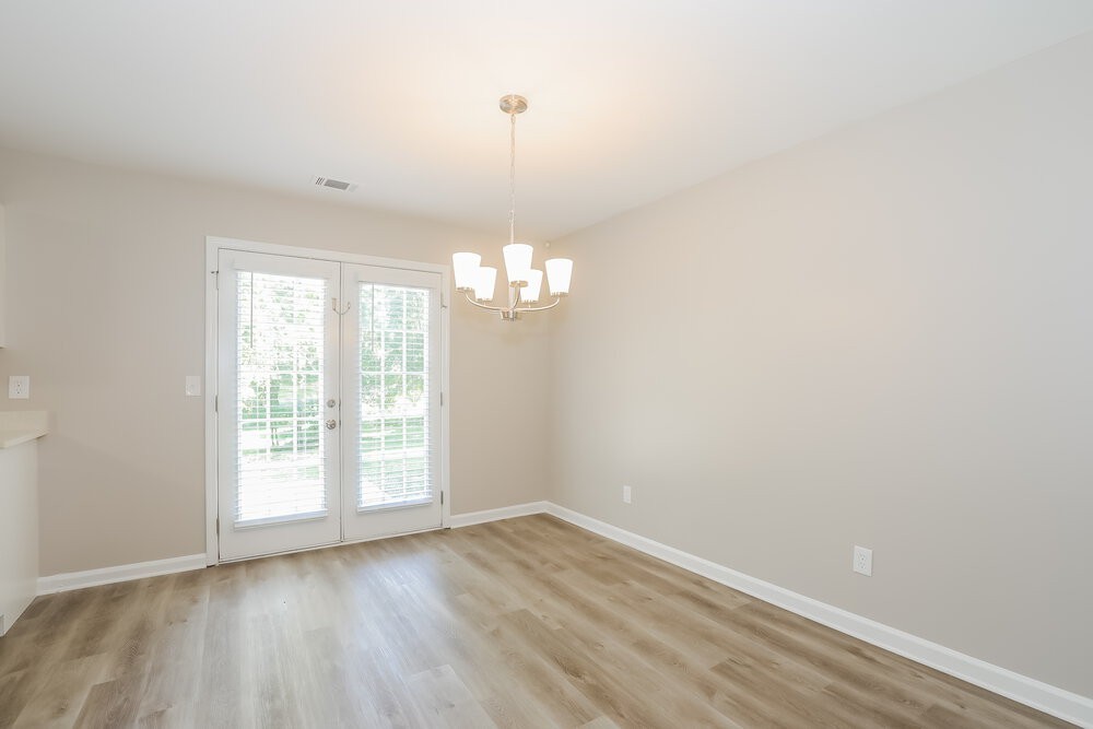2994 Raintree Dr Se - Photo 5 of 16