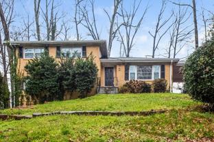 2407 Oakridge Ct - Photo 1 of 1