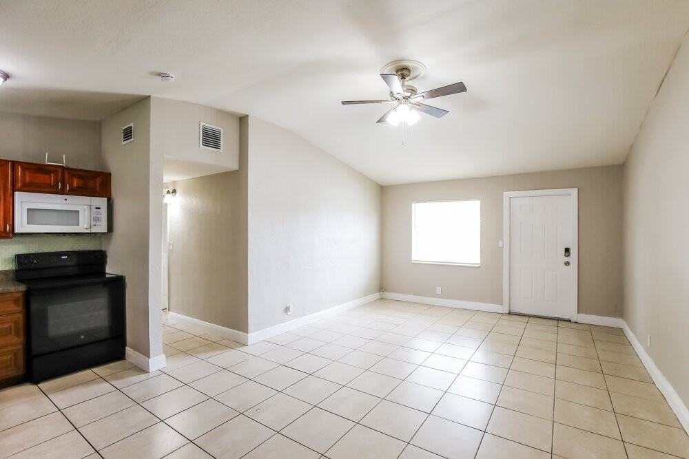 1709 Nw 16th Ct - Photo 3 of 16