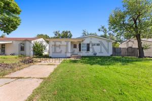 featured image of 3026 S Vine St