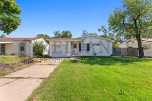 3026 S Vine St - Photo 1 of 1
